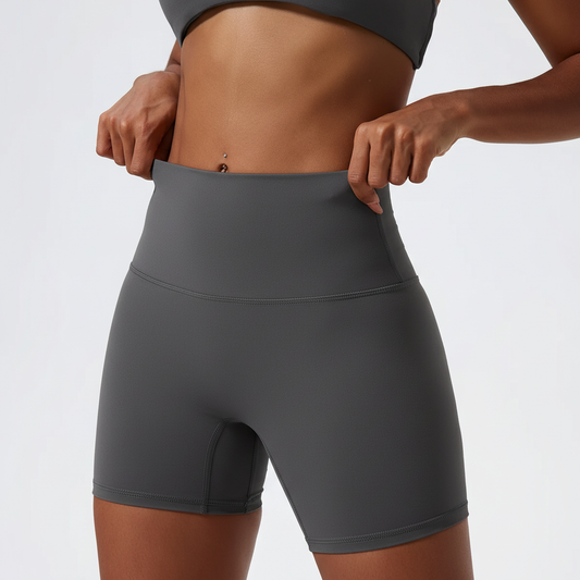 Shorts biker gris cintura alta detalle frontal waistband