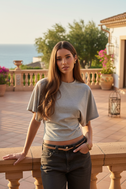 Camiseta crop manga corta gris - vista frontal