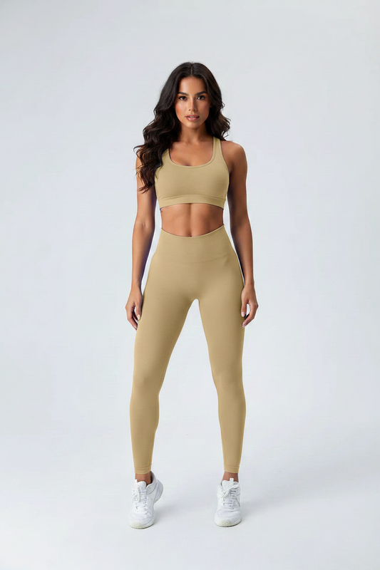 Leggings deportivos caqui claro cintura alta vista frontal completa